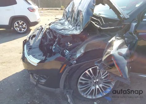 2016 Lincoln Mkx Reserve z USA, uszkodzony, nr VIN 2LMTJ6LR9GBL88703